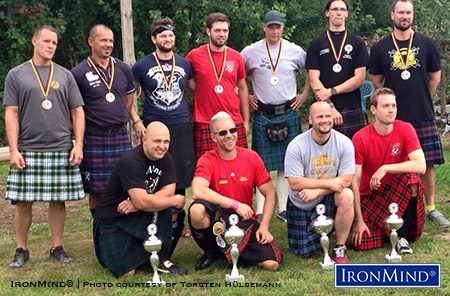 Torsten Hülsemann (front row, second from left) won the German Lightweight Highland Games Championships. IronMind® | Photo courtesy of Torsten Hülsemann