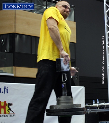 While competing at the US World Grip Championships, Harri Tolonen (Finland) pulled 48.6 kg on the IronMind Block to break the world record and cement his status as the pinch grip king. IronMind® |  photo courtesy of WHEA 