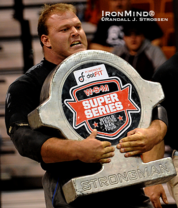 Derek Poundstone later said he hated this event - the Shield Carry - because it's so hard, but he turned its difficulty to his advantage as he outpaced the rest of the field. IronMind® | Randall J. Strossen photo. Derek Poundstone later said he hated this event - the Shield Carry - because it's so hard, but he turned its difficulty to his advantage as he outpaced the rest of the field. IronMind® | Randall J. Strossen photo.