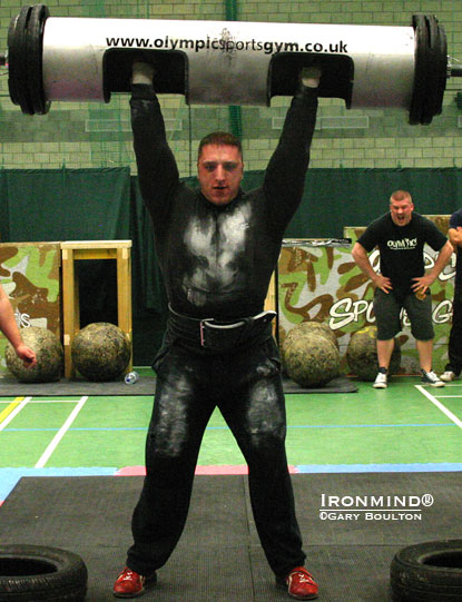 Graham Hicks nailed this 170-kg log at the England’s Strongest Man under-105 kg.  IronMind® | Gary Boulton photo. 