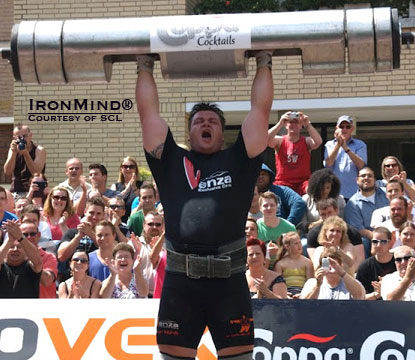 Jarno Hams broke the Dutch record in the Log Lift with this 182.5 kg success.  IronMind® | Photo courtesy of SCL.