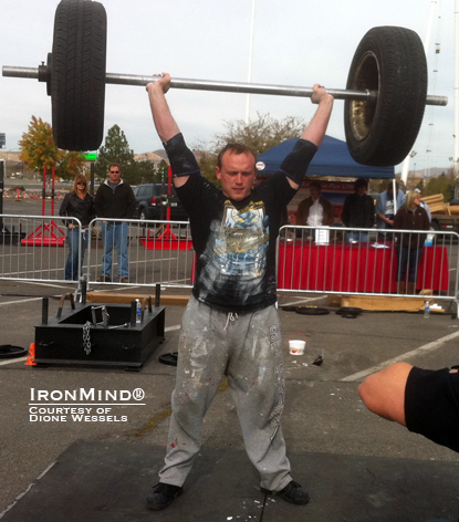 Jeff Peterson on the IronMind Axle clean and press for reps at the NAS nationals.  IronMind® | Photo courtesy of Dione Wessels.  