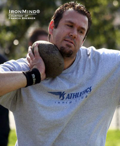 California’s Jon O’Neil will be competing in the 2011 IHGF World Amateur Highland Games Championships.  IronMind® | Photo courtesy of Francis Brebner.
