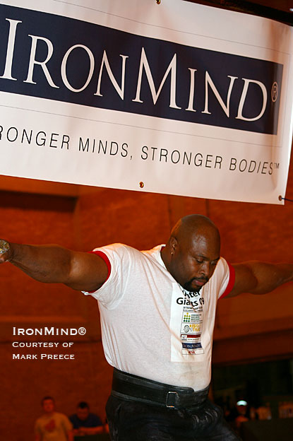 Mark Felix won the IronMind® Hercules Hold at the Winter Giants strongman contest.  Check out the forearms on the Rolling Thunder world record holder.  IronMind® | Photo courtesy of Mark Preece.