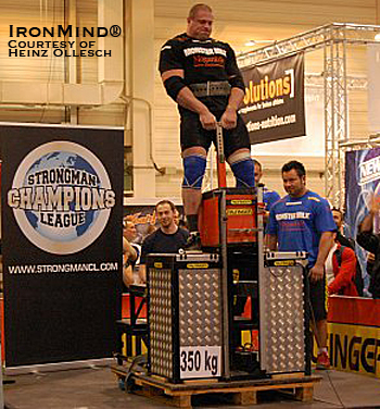 Martin Wildauer and his winning attempt on the Bavarian Stonelift at the FIBO.  IronMind® | Photo courtesy of Heinz Ollesch. 