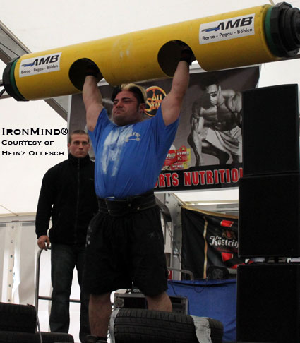105-kg strongman competitor Patrik Babournian opened with this 155-kg in the log lift yesterday and on his second attempt, Babournian made a world record of 162.5 kg.  IronMind® | Photo courtesy of Heinz Ollesch.