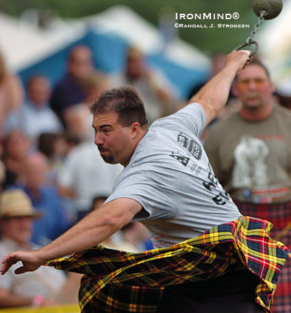 Sean Betz, shown at the 2005 Highland Games World Championships (Fergus, Ontario) is a top pick to leave Edinburgh next week with the 2009 title.  IronMind® | Randall J. Strossen photo.