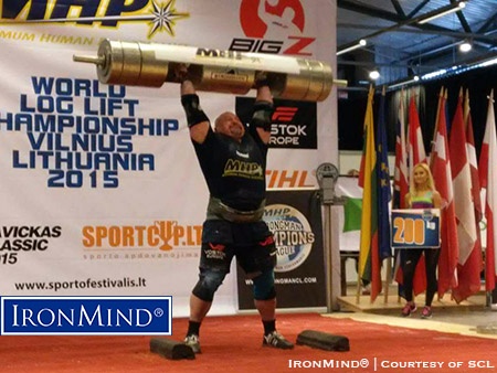 Vidas Blekaitis made an easy lift with 200 kg to win the MHP Log Lift World Championships in Vilnius, Lithuania. IronMind® | Courtesy of SCL