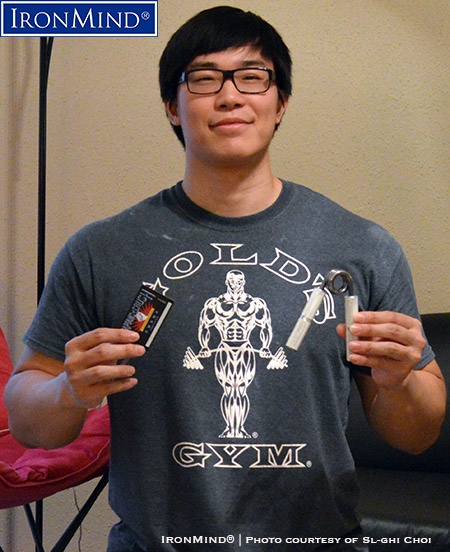 Sl-ghi Choi certified on the Captains of Crush No. 3 gripper.