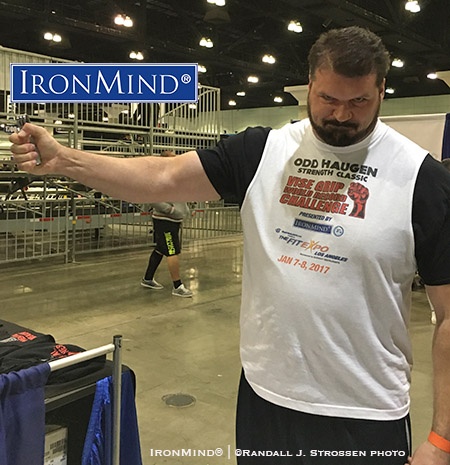 Nicknamed The Blackpool Tower, 6’ 10” 340-lb. Carl Myerscough set a high standard during his debut in the grip strength world: how about certifying on the Captains of Crush No. 3 gripper after two days of competition, and after he’d already closed the No. 3 not once, but twice? IronMind® | ©Randall J. Strossen photo