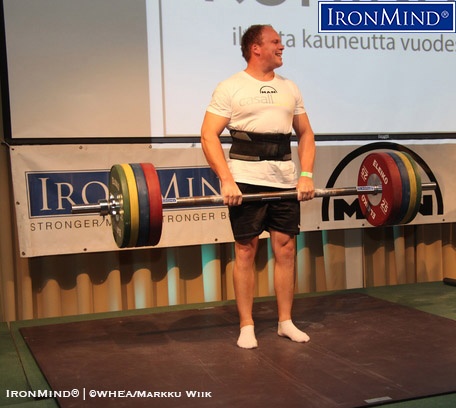 Eirik Bruun Ingebretzen IronMind Apollon Axle Eirik Bruun Ingebretzen smiles as he completes a lift on the Apollon’s Axle on his way to victory in the inaugural WHEA Grip Championships in 2015. IronMind® | ©WHEA/Markku Wii