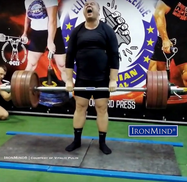 It was known that Igor Kupinsky had his sights set on the Apollon’s Axle world record and he hit his target at the Elite Grip Challenge, with this 236.10-kg success. IronMind® | Courtesy of Vitaliy Pulin